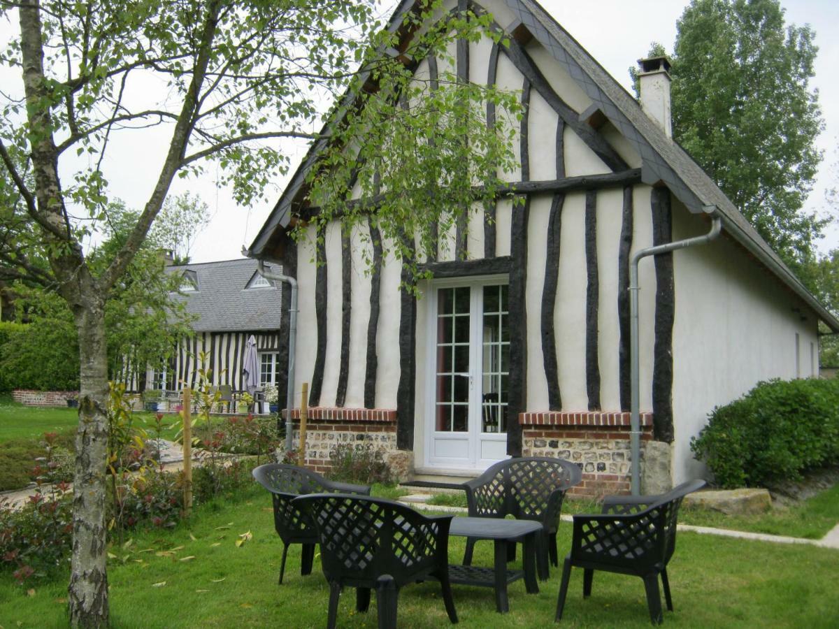 Gite Des Pins Penches Brunville 外观 照片
